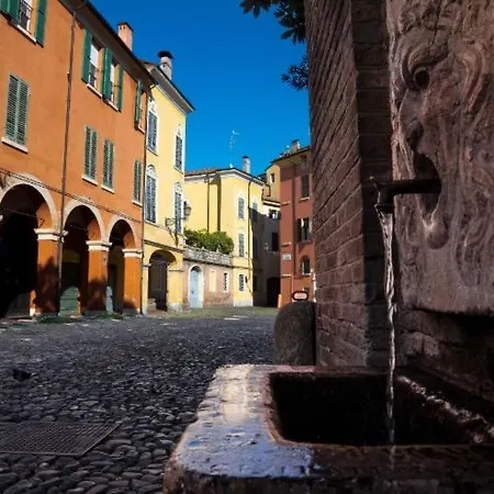 In Pomposa, Nel Cuore Della Citta * 摩德纳