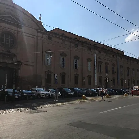 公寓 In Pomposa, Nel Cuore Della Citta *